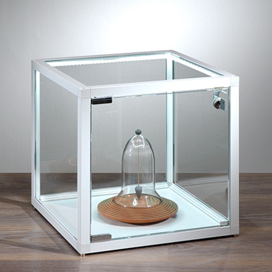 Cube vitrine blanc avec éclairage LED Vitrine en forme de cube avec bandes LED, fond en bois et cadre blanc