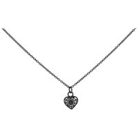 Collier Little Heartweb noir en acier chirurgical Collier noir en acier chirurgical avec pendentif en forme de cœur sur fond blanc
