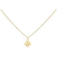 Collier Ventilateur en Opale Dorée en Acier Chirurgical Collier doré avec pendentif opale sur fond blanc