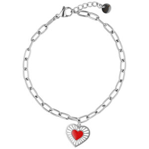 Bracelet argenté en acier chirurgical avec pendentif cœur rouge sur fond blanc