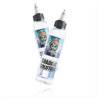 Auafee Shading Solution 125 ml Accessoire de tatouage Deux bouteilles d'Auafee Shading Solution avec étiquette colorée sur fond blanc