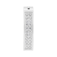 Clicker de nombril argenté avec double rangée de cristaux sur fond blanc