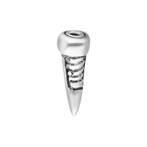 Embout de piercing argenté avec design en spirale sur fond blanc