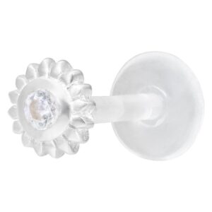 Labret piercing argenté avec pierre cristalline sur fond blanc