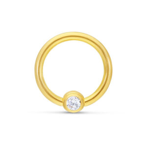 Anneau clip en or 18K avec cristal clair sur fond blanc