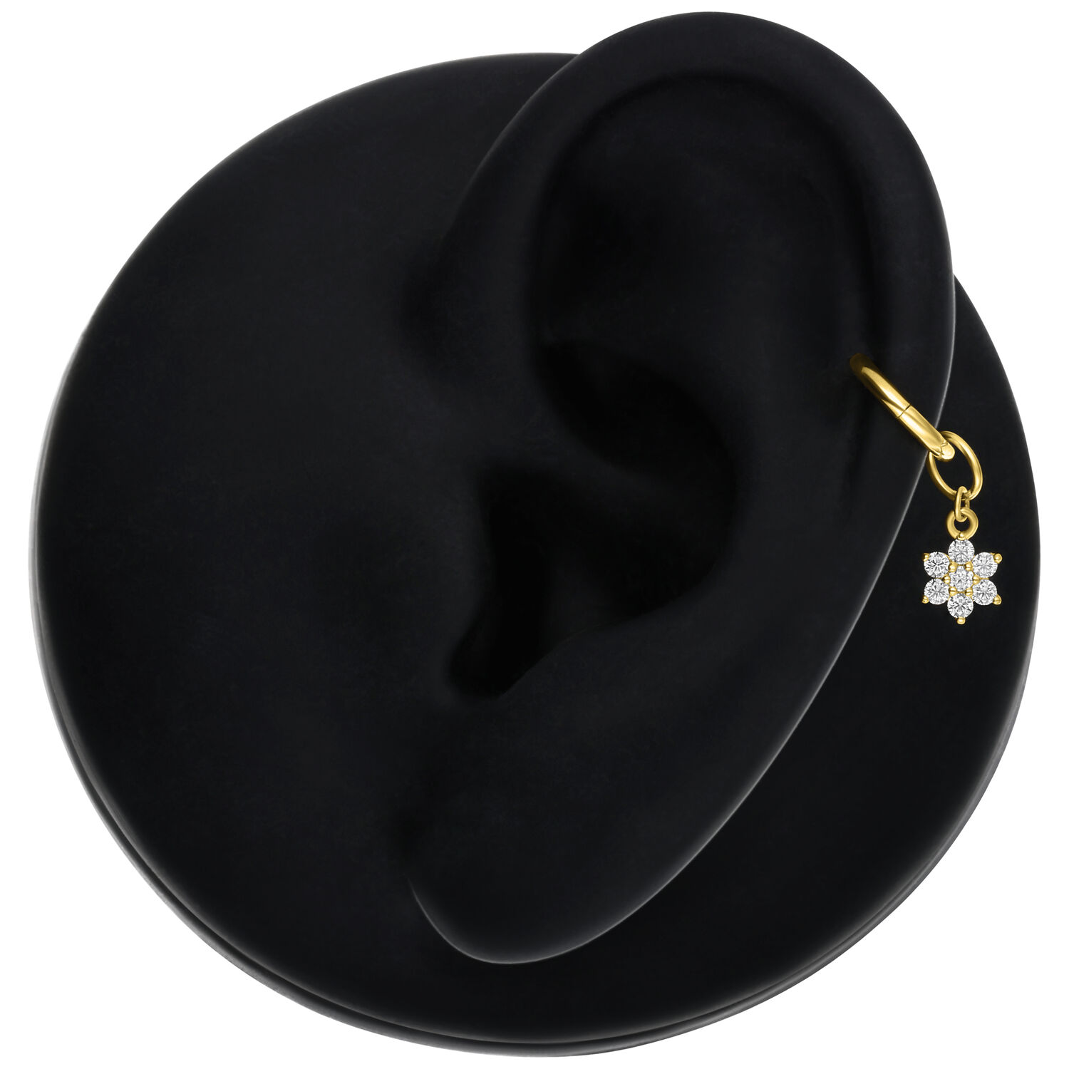 Pendentif Fleur en Or 18K Moissanite pour Oreille Pendentif fleur en or avec moissanite sur une oreille sur fond noir
