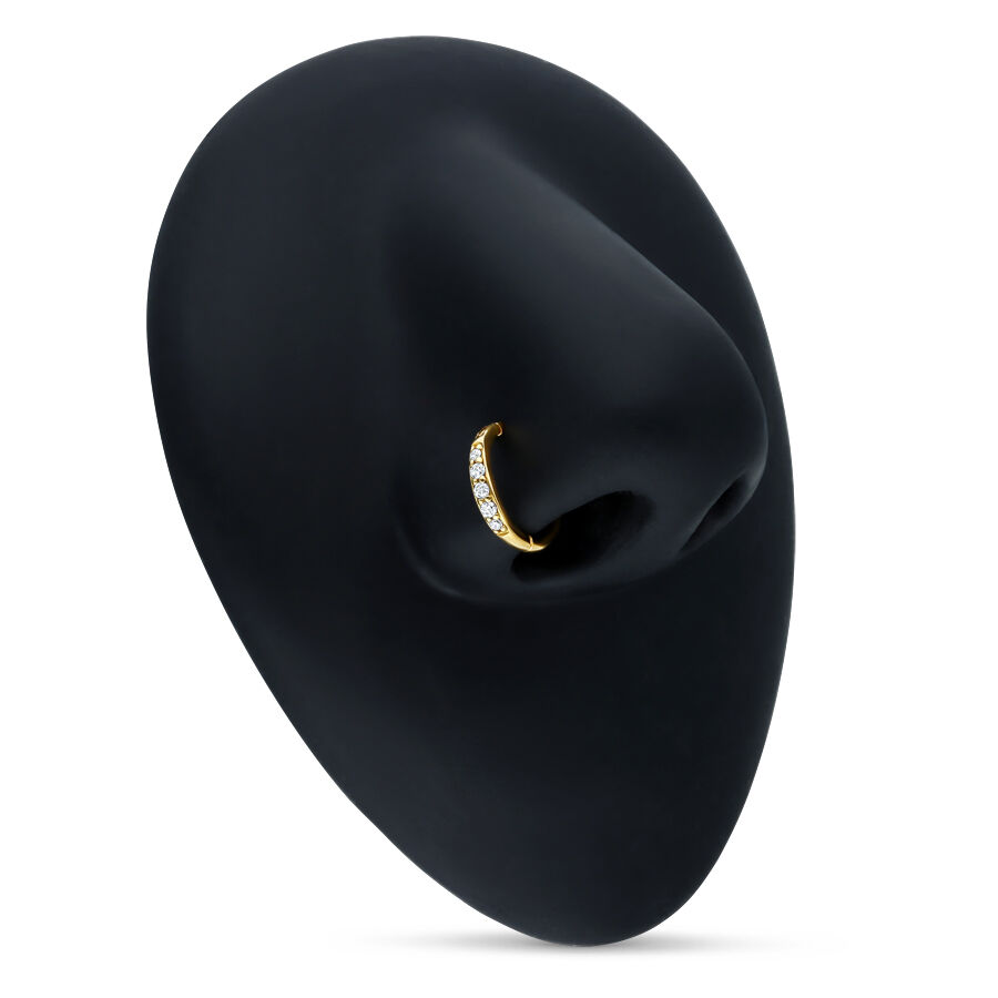 Bague pavée en or 18K avec cristaux Bague pavée articulée en or 18K avec cristaux clairs sur fond noir