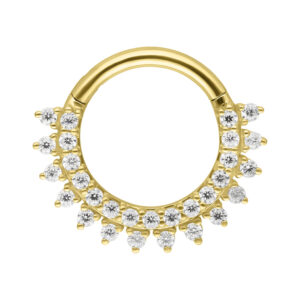 Anneau de septum doré avec pierres de moissanite sur fond blanc