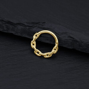 Anneau Chaîne en Or 14K pour Piercing Septum Anneau chaîne en or 14K sur fond noir