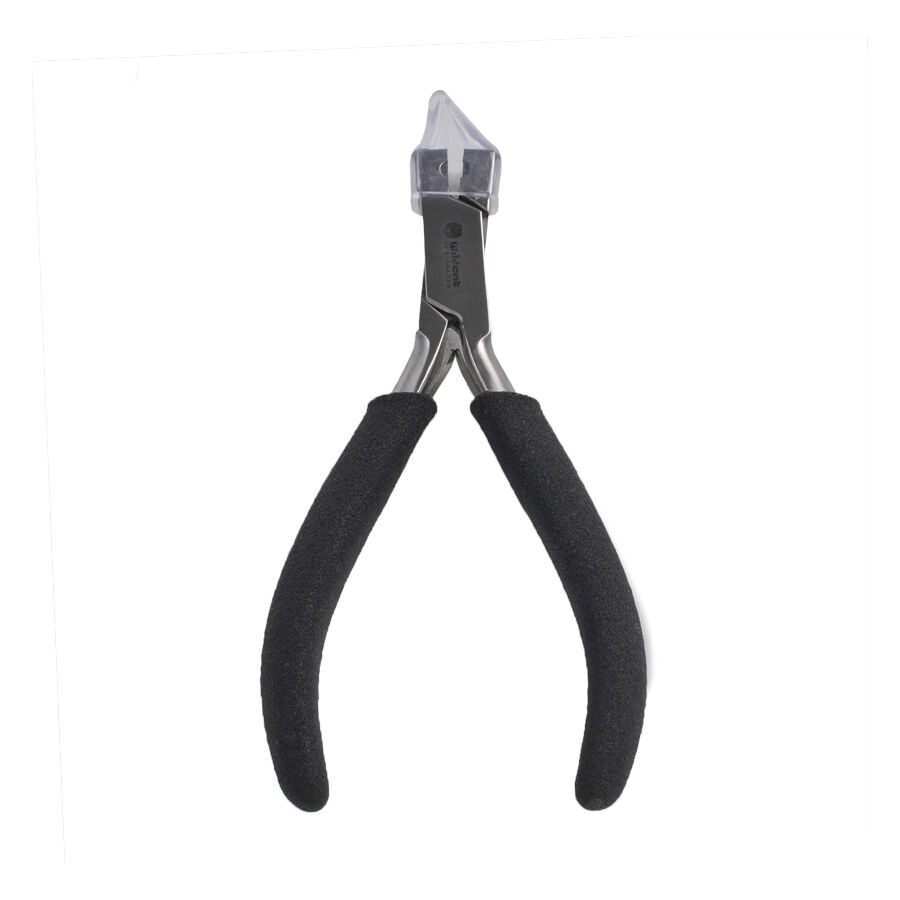 Bioplast filetageur avec poignée noire Filetageur avec poignée noire sur fond blanc