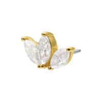 Lotus en Moissanite en Or 14K Lotus en or avec pierres de moissanite claires sur fond blanc