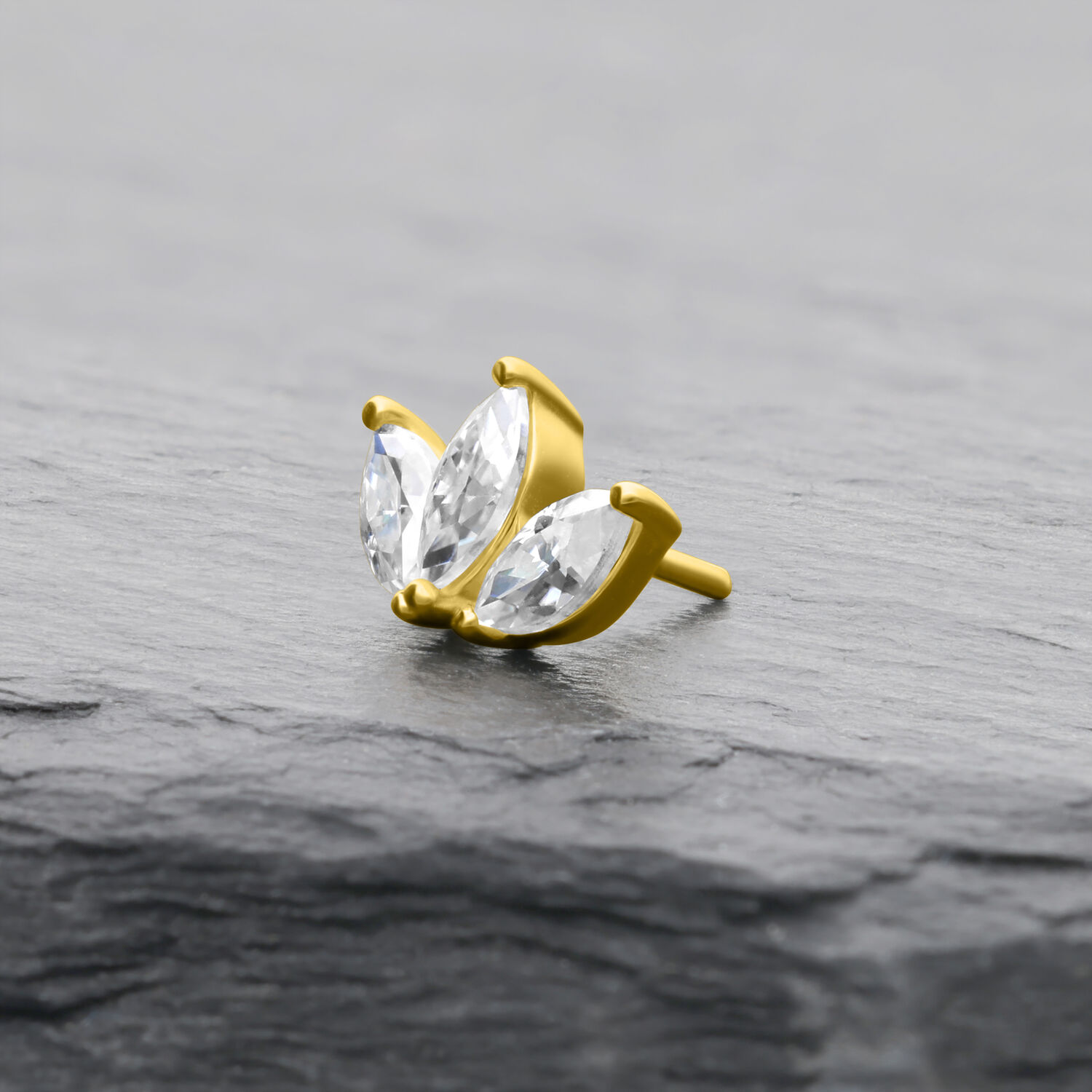 Embout Lotus en or 14K avec zirconias Embout lotus en or avec deux zirconias clairs sur pierre grise
