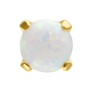 Opale synthétique ronde dans un sertissage en or 14K sur fond blanc