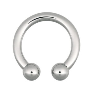Barbell circulaire argenté avec boules sur fond blanc
