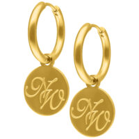 Nightwish Little Hoops Boucles d'oreilles en or Créoles Nightwish en or avec pendentif logo sur fond blanc
