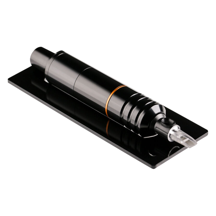 HAWK PEN noire de Cheyenne Machine à tatouer HAWK PEN noire sur fond noir