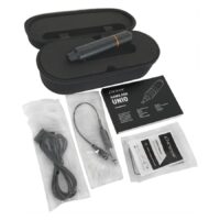 HAWK PEN Unio dans un étui noir avec câbles et accessoires sur fond blanc