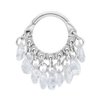 Anneau articulé avec cristaux en argent Anneau articulé en argent avec cristaux clairs suspendus sur fond blanc