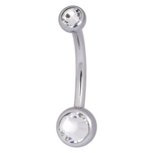 Piercing banane en argent avec deux cristaux clairs sur fond blanc