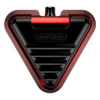 Delta Footswitch Ruby en rouge-noir Delta Footswitch Ruby rouge-noir en aluminium sur fond neutre