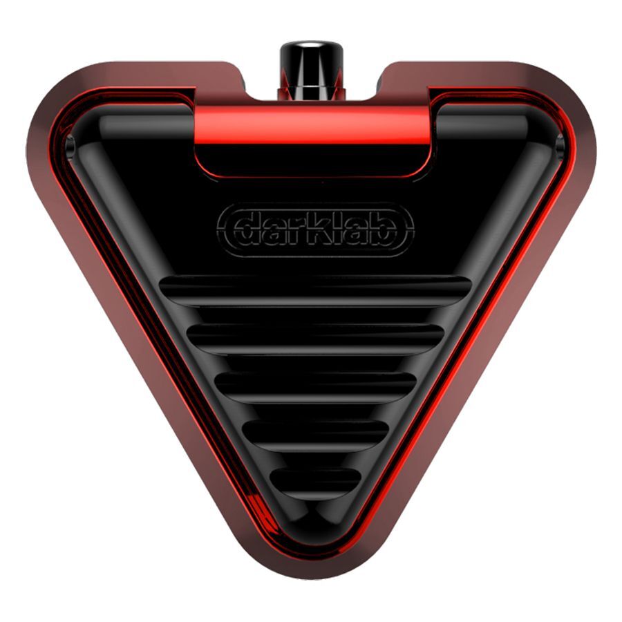 Delta Footswitch Ruby en rouge-noir Delta Footswitch Ruby rouge-noir en aluminium sur fond neutre