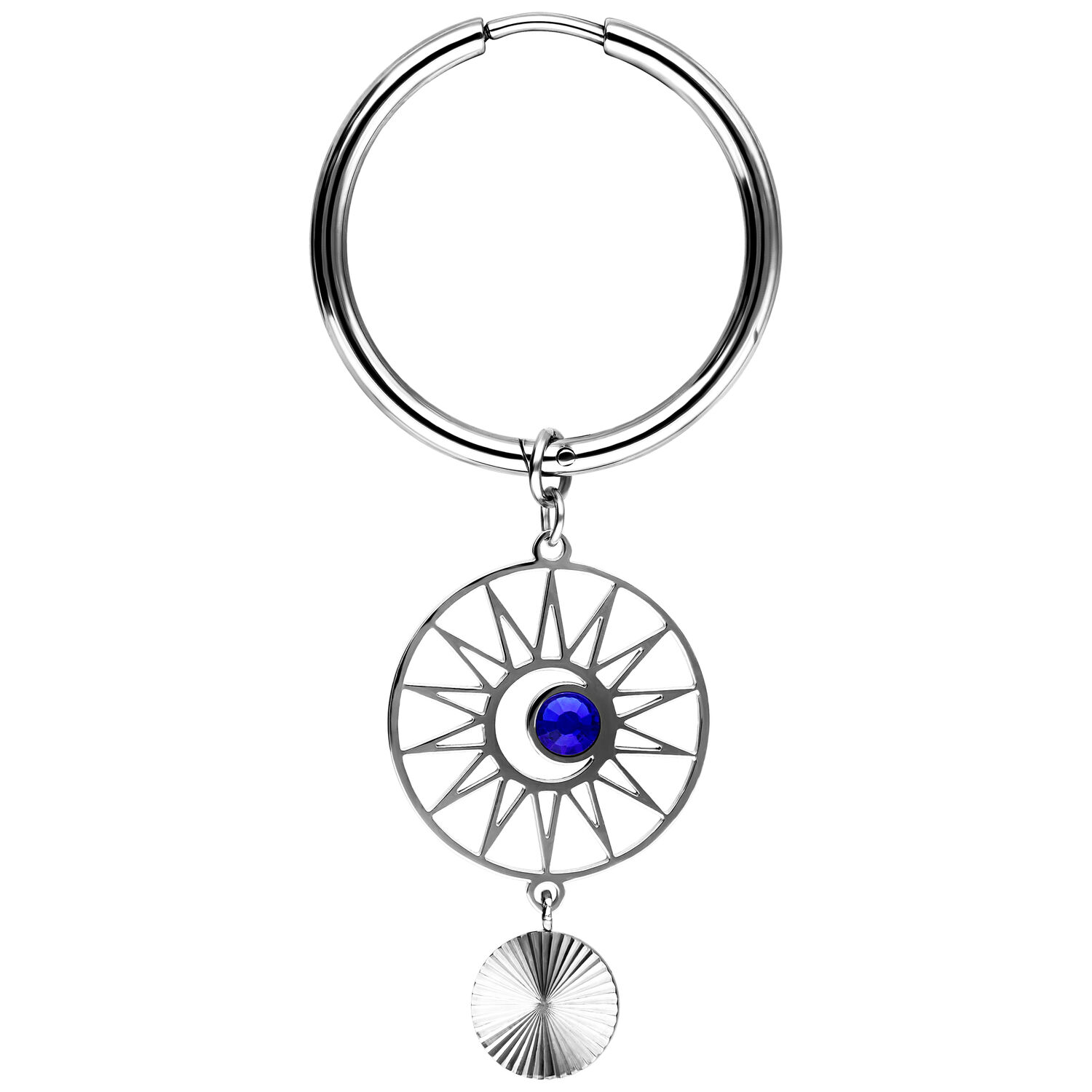 Créoles argentées avec cristal bleu Créoles argentées avec cristal bleu foncé et motif de soleil sur fond blanc