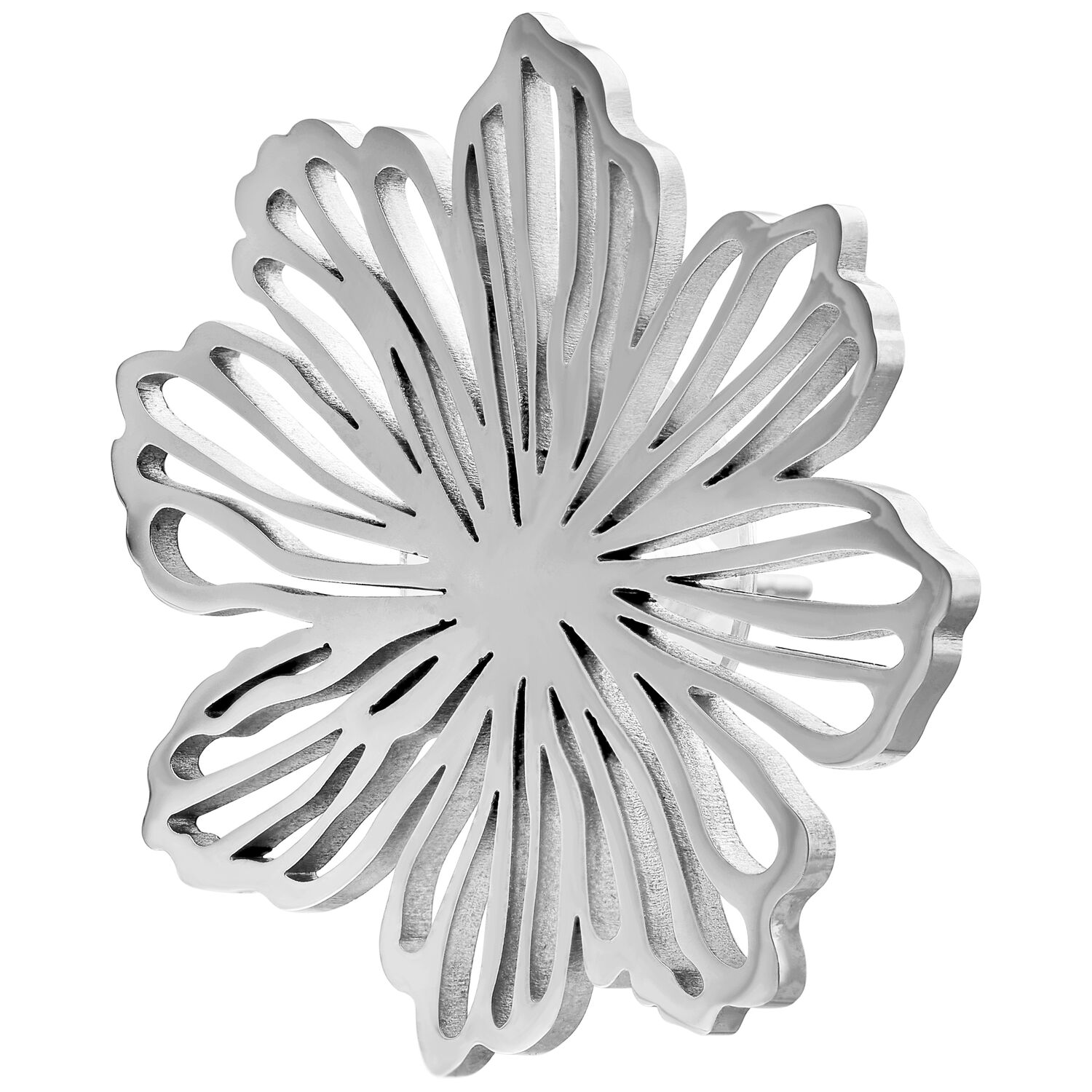 Élégants clous d'oreilles fleur en acier inoxydable Clous d'oreilles fleur en acier inoxydable argentés sur fond blanc