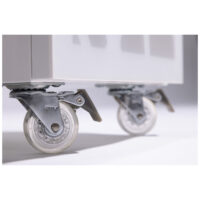 Enbio Trolley avec roulettes transparentes Gros plan sur les roulettes transparentes d'un Enbio Trolley sur fond gris