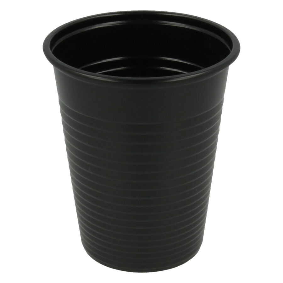 Gobelet en plastique noir VE 100 pièces Gobelet en plastique noir en gros plan sur fond blanc