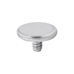 Micro Disc argenté en titane sur fond blanc