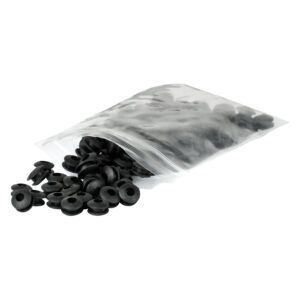 Sac de bagues en silicone noires sur fond blanc