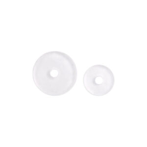 Deux disques en silicone transparents sur fond blanc, grande et petite taille