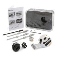 Machine à tatouer Flite Nano Elite Powda Troopa blanche Machine à tatouer blanche Flite Nano Elite Powda Troopa avec accessoires sur fond blanc