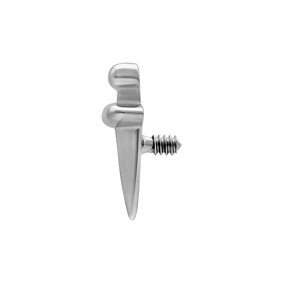 Embout de piercing argenté en forme de dague sur fond blanc