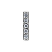 Embout argenté avec cristaux 8,5 mm Embout de piercing argenté avec cinq cristaux clairs sur fond blanc