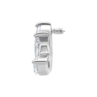 Embout Marquise argenté avec cristal, vue latérale, sur fond blanc