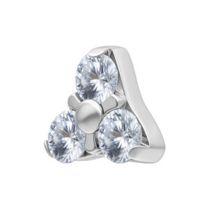 Embout Trinity argenté avec trois pierres cristallines sur fond blanc