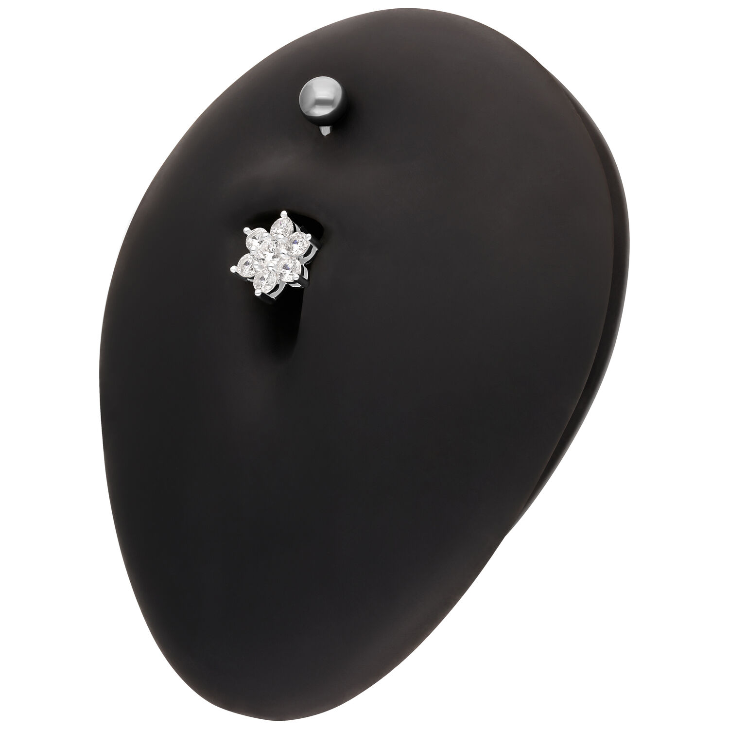 Banane en argent avec fleur en cristal Banane en argent avec cristaux clairs sur un présentoir noir