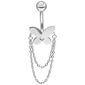 Banane en argent avec papillon et chaînes sur fond blanc