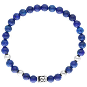 Bracelet rond en pierres bleues et perles en argent sur fond blanc