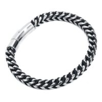 Bracelet Viper en nylon et acier chirurgical Bracelet noir et argent en nylon et acier chirurgical sur fond blanc