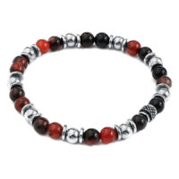 Heartbroken bracelet en acier chirurgical Bracelet en pierres rouges et noires et acier chirurgical argenté sur fond blanc
