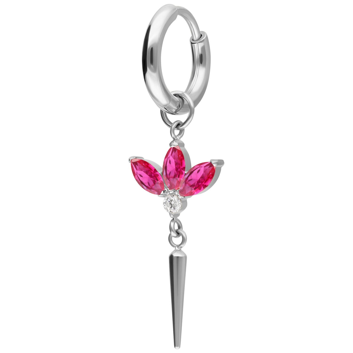 Boucle d'oreille en argent avec cristaux rouges et pendentif pointu sur fond blanc