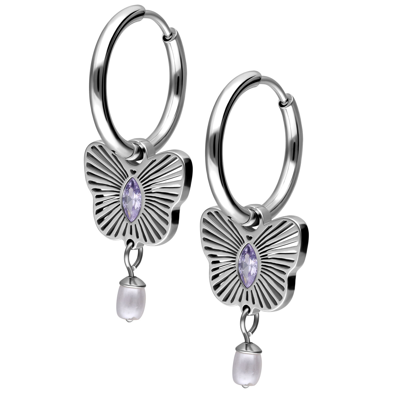 Créoles argentées avec pendentif papillon Deux créoles argentées avec pendentif papillon et cristal lavande, perle pendante