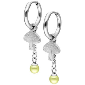 Paire de créoles argentées avec pendentifs champignon et perles verdâtres sur fond blanc