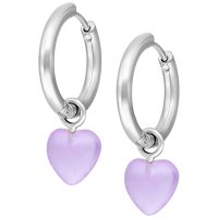 Little Heart Hoops Boucles d'oreilles Améthyste Blanc Créoles en argent avec pendentif en forme de cœur en améthyste sur fond blanc
