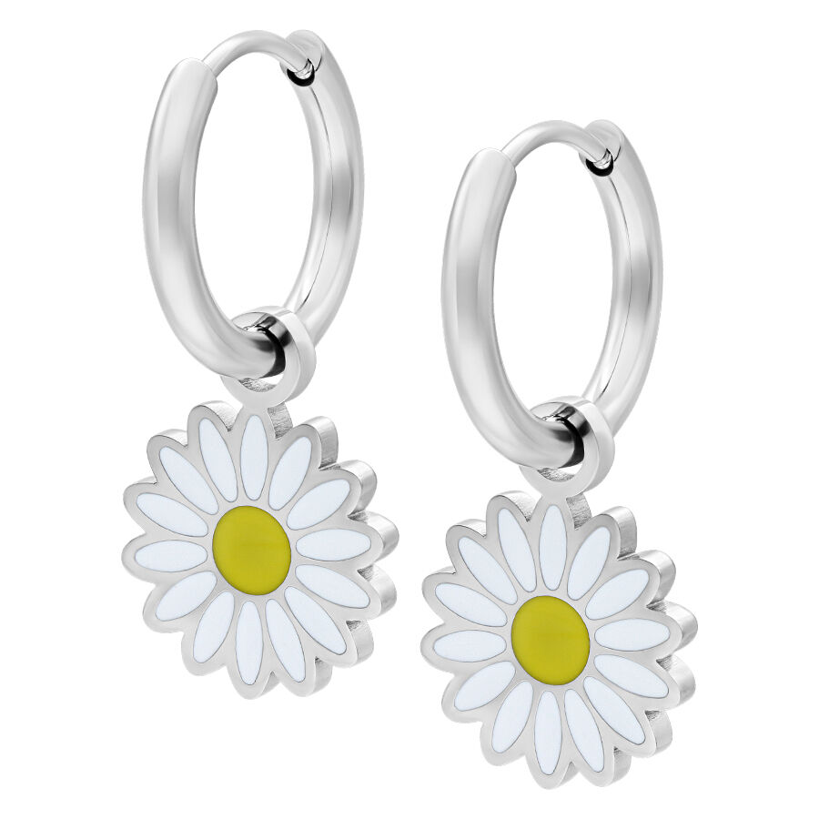 Little Daisy Hoops en acier inoxydable, argent Boucles d'oreilles argentées avec pendentif marguerite sur fond blanc