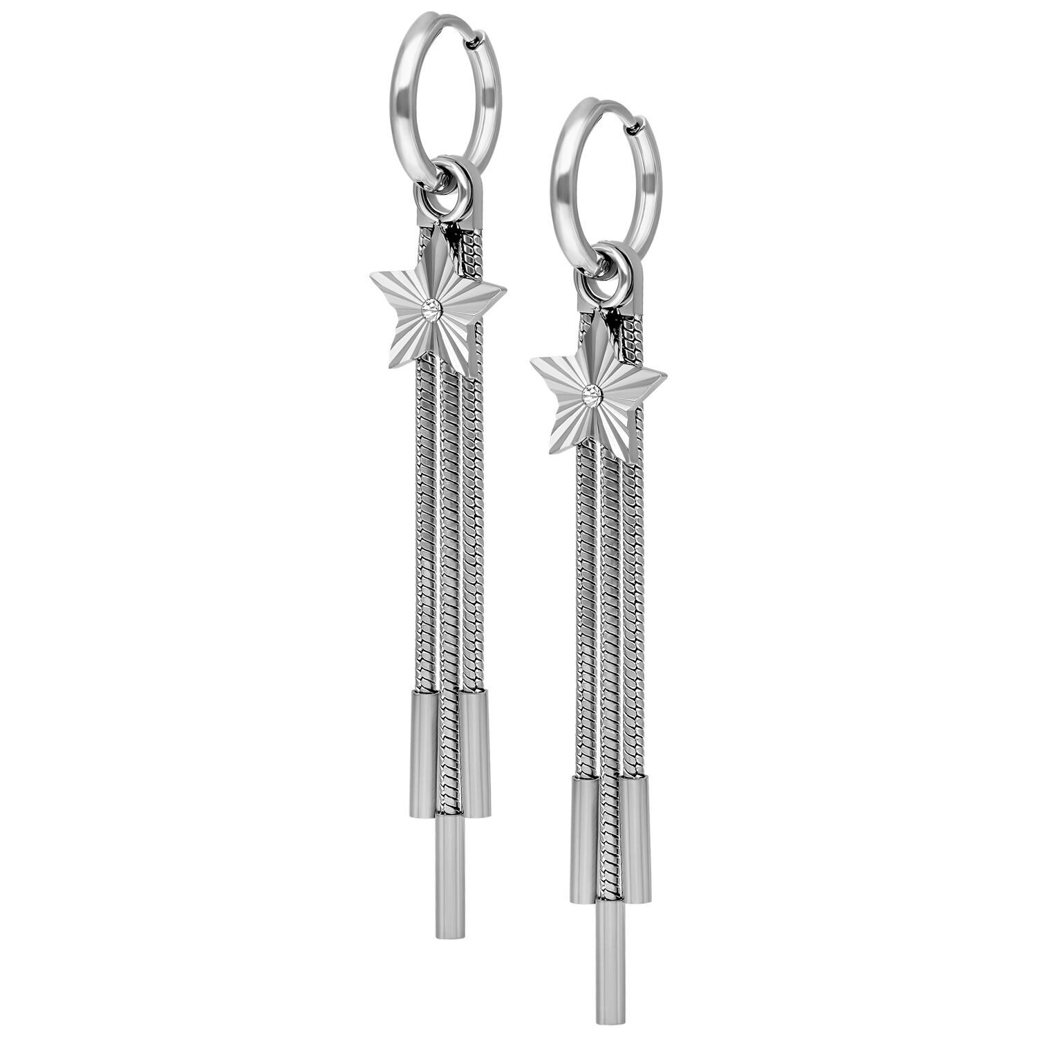 Boucles d'oreilles Little Shooting Star Hoops argentées Boucles d'oreilles argentées avec pendentif étoile sur fond blanc