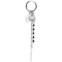 Créoles Cœur Bubble avec Perle en Argent Boucle d'oreille en argent avec pendentif cœur et perle sur fond blanc