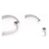 Première utilisation DA/SK 4.0 en acier inoxydable Outil de piercing en acier inoxydable en deux parties sur fond blanc